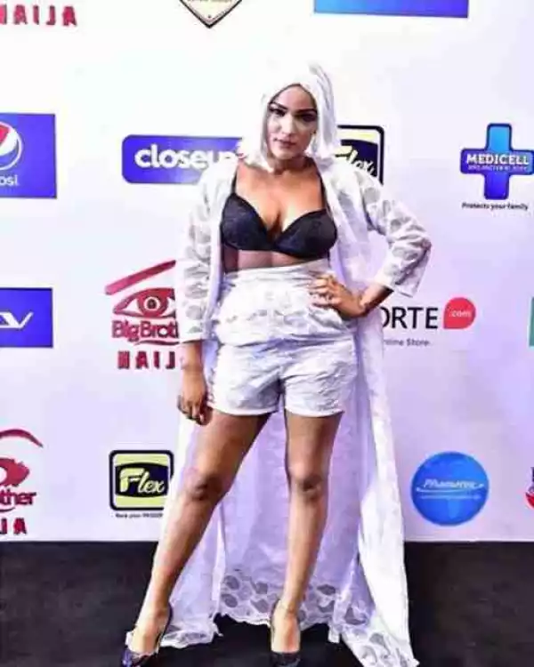 #BBNaija: “My Mom dressed me for the live screening show” – Gifty speaks on her Bra outfit
